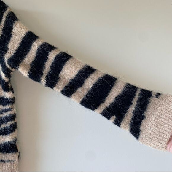 Madewell Wool Alpaca Shrunken Pullover Sweater in Tiger Stripe Sz XS Cropped - Picture 5 of 11
